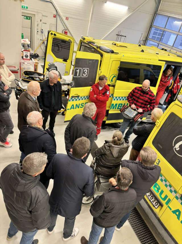 Besøk hos Ambulansetjenesten i Vanse 13.04.2026